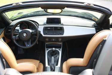 890_z.jpg