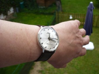 Mido Commander Datoday Chronometer 052.jpg