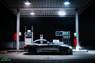 Z4-Tankstelle.jpg