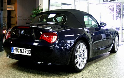 BMWZ4aa.jpg
