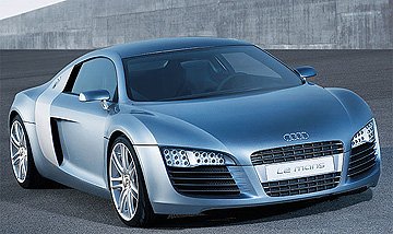audir8_2.jpg