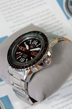 aaa-seiko-02.jpg