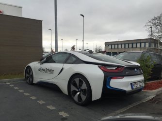 BMW i8 02.JPG