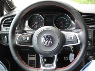 Lenkrad-gti.jpg
