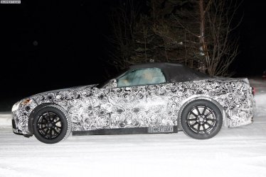 2018-BMW-Z4-Roadster-Z5-Erlkoenig-04.jpg
