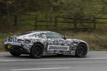 Erlkoenig-Aston-Martin-DB11-fotoshowImage-e896adb7-921033.jpg