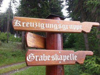 Kreuzigungsgruppe.jpg