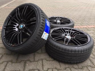 19 Zoll BMW Performance Carsonic Felgen Reifen.JPG