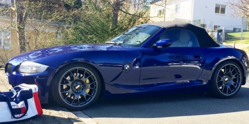 MW Z4MR Garage.jpg