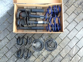 BMW z4 E85 Federn Dämpfer.jpg
