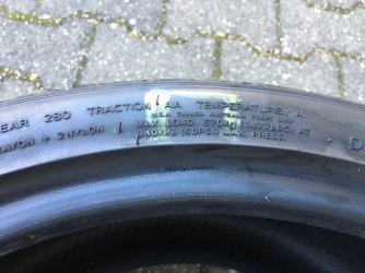 4_Beschädigung_hinten.JPG 4_Beschädigung_hinten.JPG