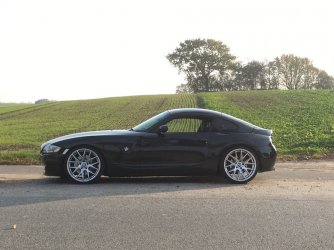 BMW Z4 coupe.jpg