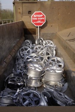 Schnitzer Fakes (6).jpg