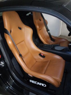Recaro_eingebaut.jpg