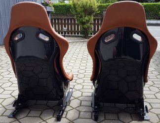 Fahrer_Beifahrer_hinten.jpg