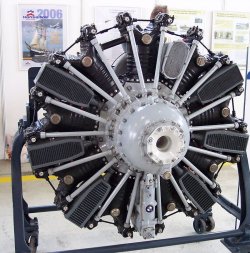 800px-BMW_114_radial_diesel_engine.jpg