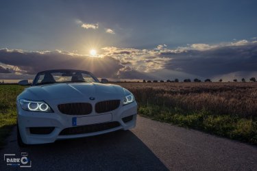BMW_Z4_Sunset.jpg