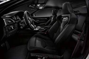 BMW-M4-Competition-Paket-F82-450-PS-05-1024x681.jpg