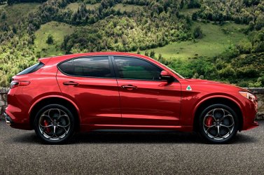 Alfa-Romeo-Stelvio-3.jpg