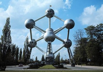 atomium.jpeg