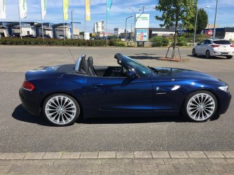 Z4_E85_blau_HSR_252_tiefer.jpg