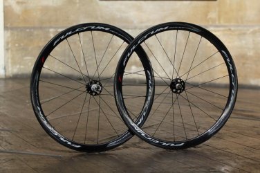 fulcrum-racing-quattro-carbon-db-wheelset.jpg