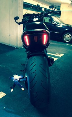 Diavel.jpg
