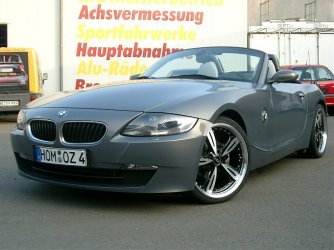 BMWZ4002.jpg