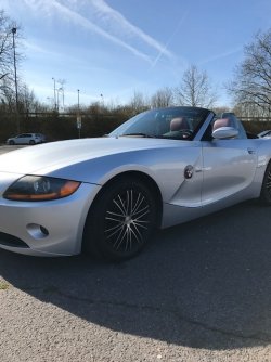 Z 4 mit Winterbereifung.JPG