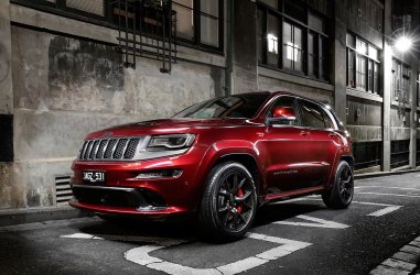 2016-Jeep-Grand-Cherokee-SRT-Night-(1).jpg