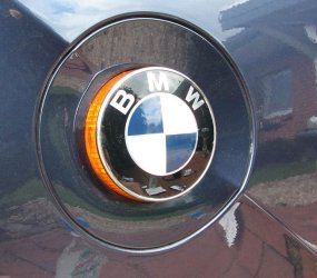emblem2.JPG