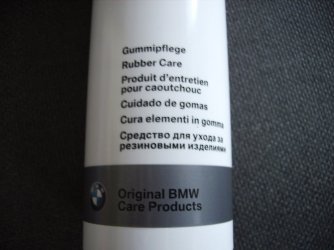 BMW Gummi Pflege 008.JPG