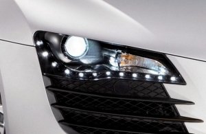 audi_r8_bixenon_thumb2.jpg