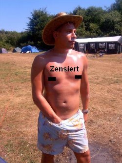 Hütte dünn in Losheim 1.JPG