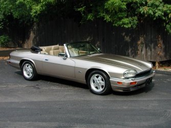 Jaguar-XJS.jpg
