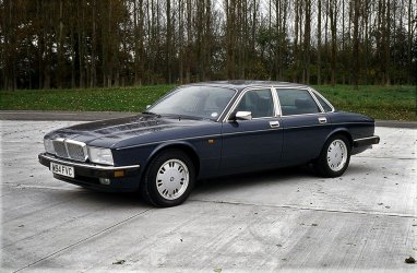 1994-jaguar-xj40-m94fvc-last-of-line.jpg
