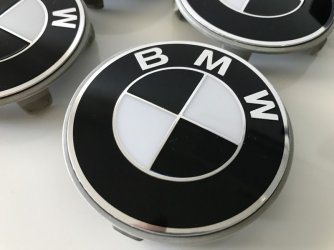4 Original BMW Nabendeckel Felgendeckel schwarz / weiß neue