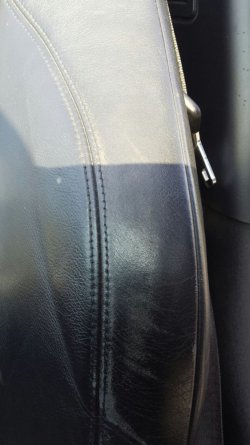 Fahrersitz Sitzwange 2.jpg