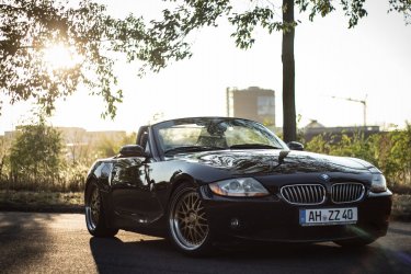 BMW Z4 Stahlwerk.jpeg BMW Z4 Stahlwerk.jpeg