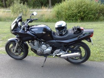 XJ600.jpg