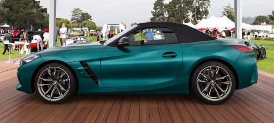 Z4-G29-Blaugruen.jpg