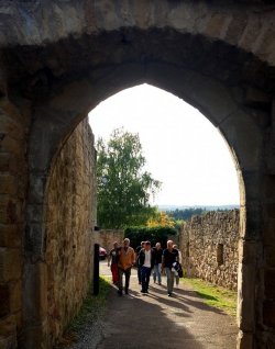 Burg1.jpg