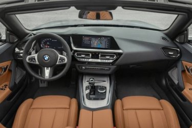 1537447691_101_2019-G29-BMW-Z4-full-details-released-three-variants.jpg