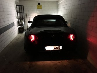 garage2.jpg