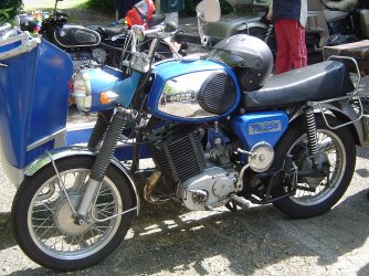 1024px-MZ_ETZ_250.JPG