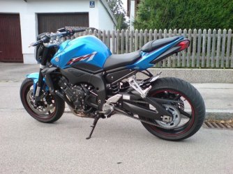 fz1.jpg