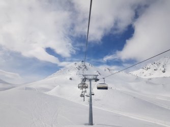 20190210_130933-3024x2268.jpg