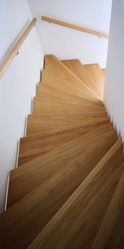 365705
