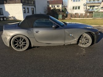367191