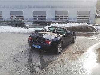 367298